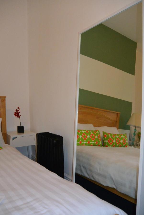 Brick Lane Apartment Guesthouse Londres Habitación foto